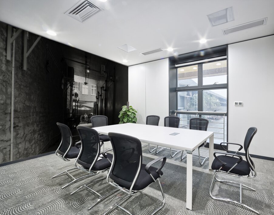 Cozy Restaurant In The Back Of An Alley Wall Printing